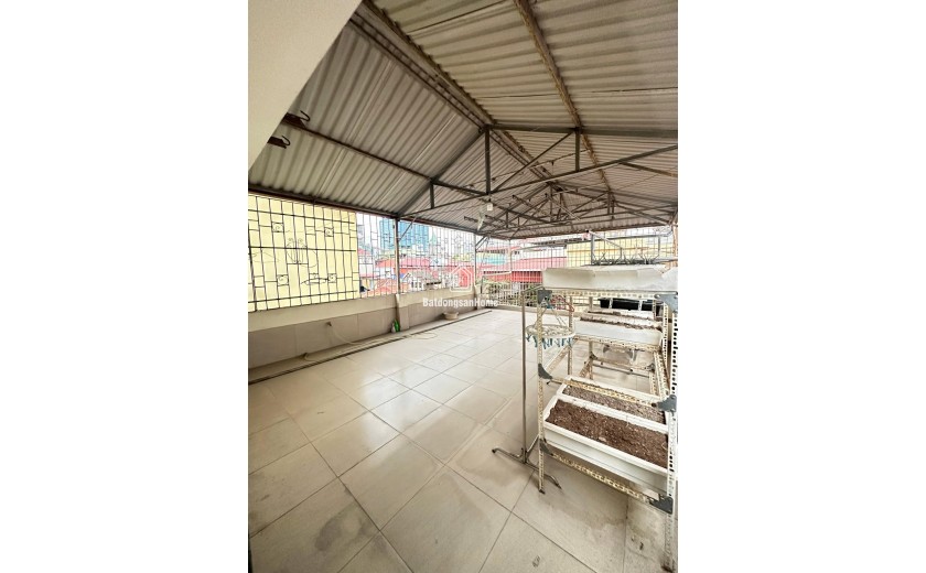 Cho thuê nhà ở gia đình, nhóm 7 người đi làm phố Hoàng Văn Thái, 60m2 x 5 tầng, 5PN, 14.5 triệu